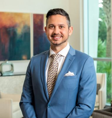 Naples Plastic Surgeon Dr. Leo Baccaro